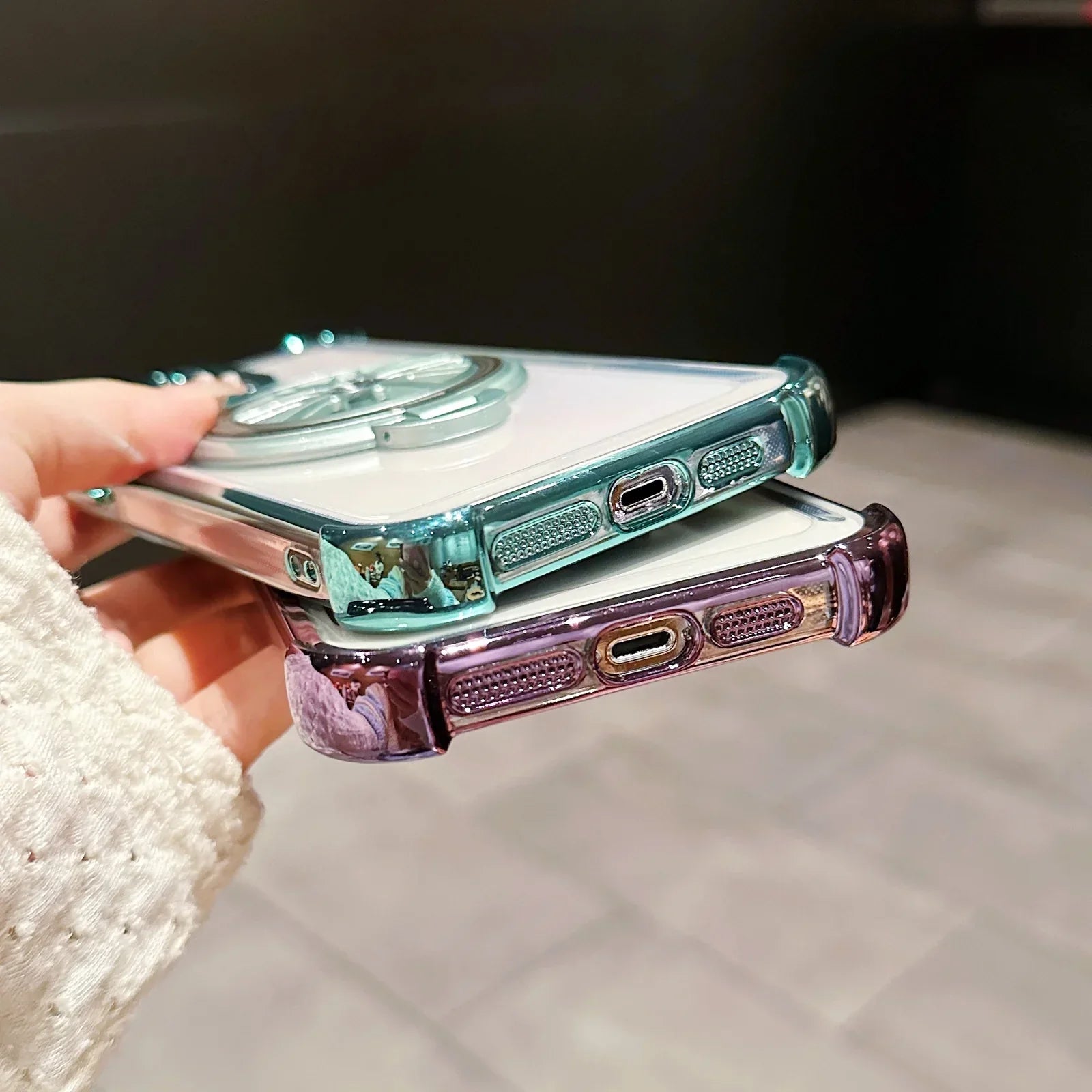 iPhone - Gyro Magnetic Stand Transparent Phone Case